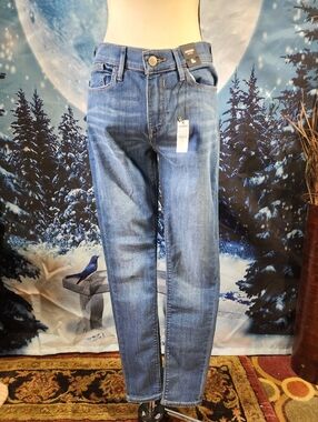 EXPRESS Mid Rise Denim Jeans Pants NWT SIZE M